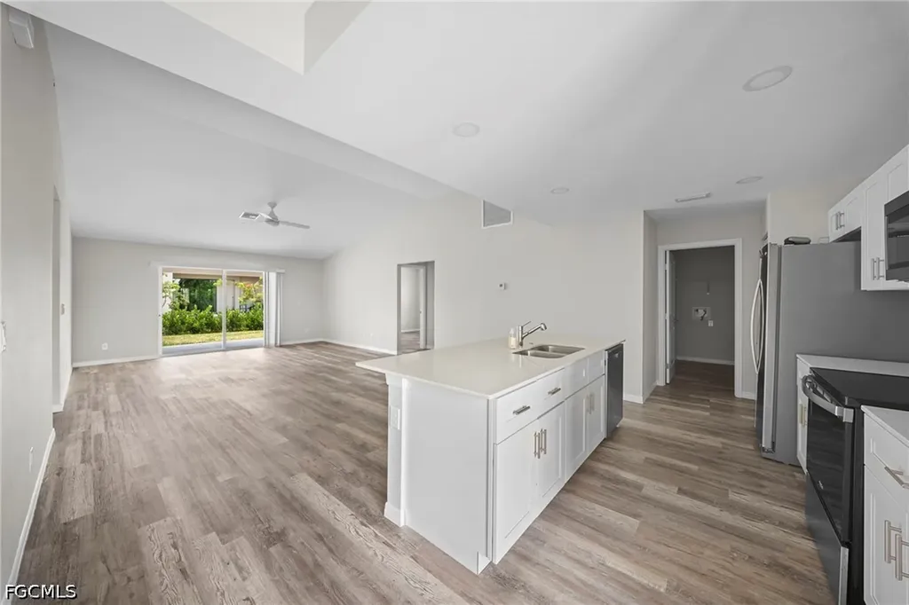 202 NW 25th Place Cape Coral FL 33993