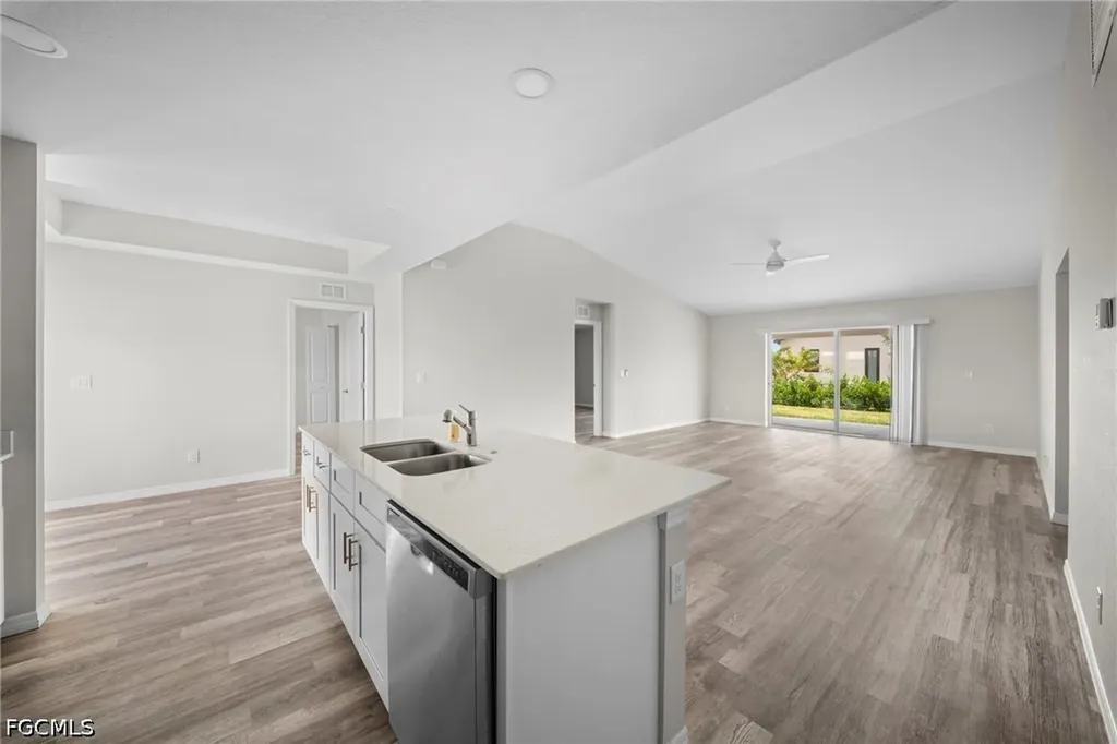 202 NW 25th Place Cape Coral FL 33993
