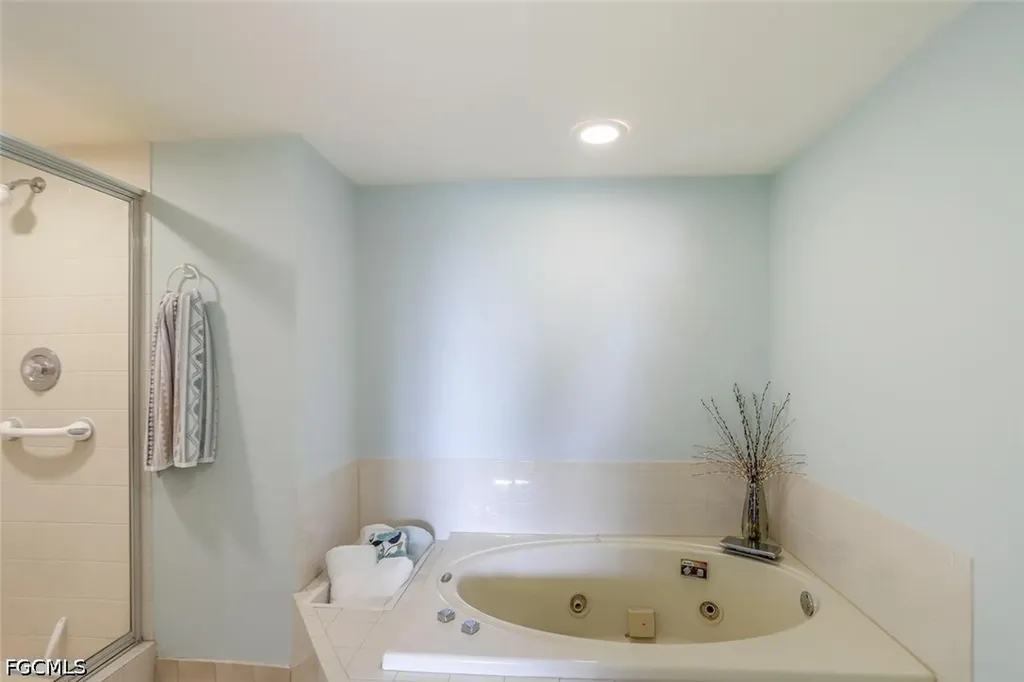340 Horse Creek Drive Naples FL 34110