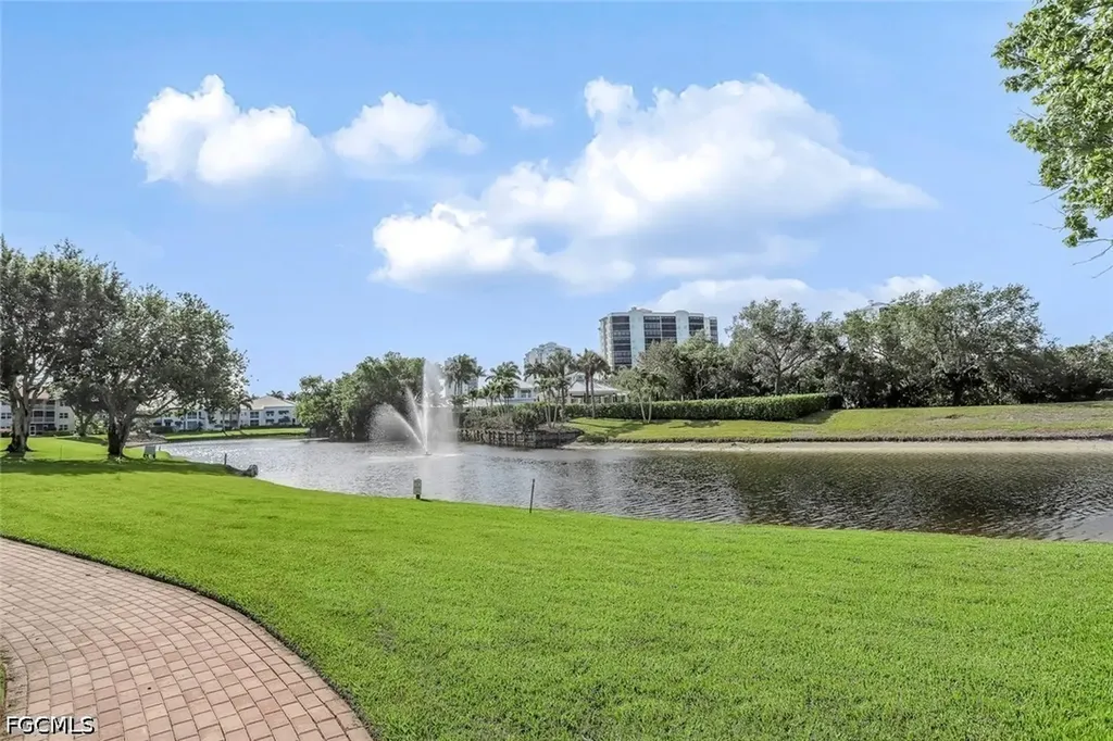 340 Horse Creek Drive Naples FL 34110