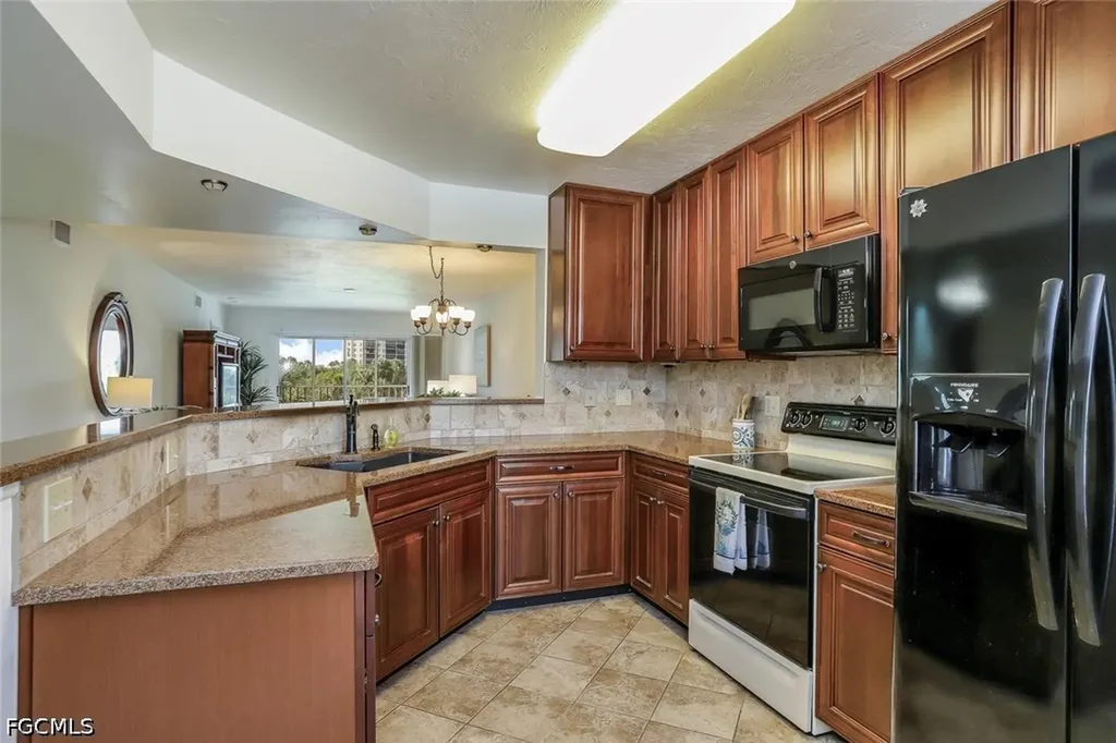 340 Horse Creek Drive Naples FL 34110
