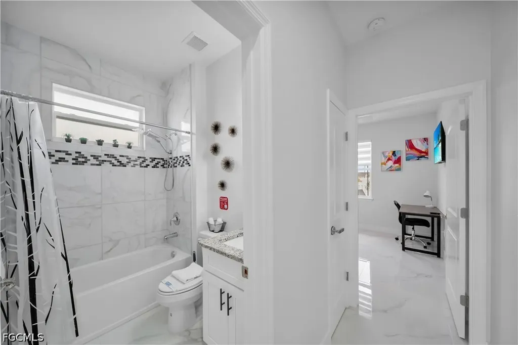 2627 NW 11th Street Cape Coral FL 33993