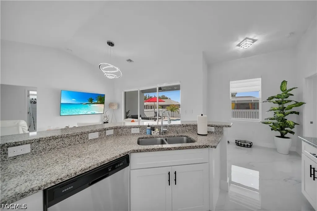 2627 NW 11th Street Cape Coral FL 33993