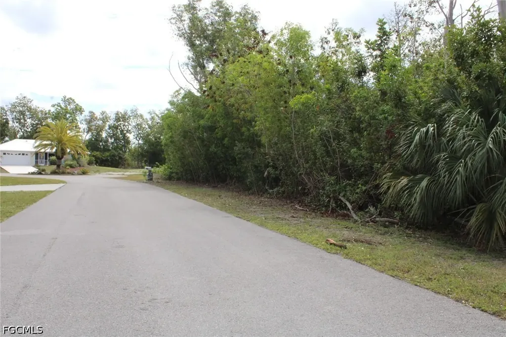4416 Lake Heather Circle St. James City FL 33956