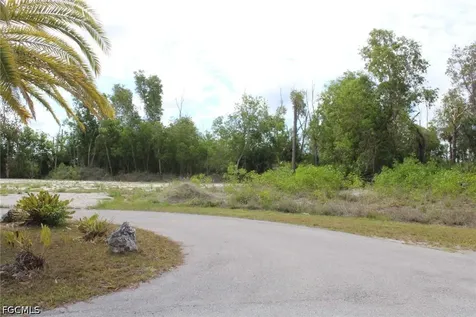 4416 Lake Heather Circle ST. James City FL 33956