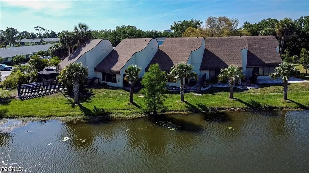 1168 Lake Mcgregor Drive Fort Myers FL 33919