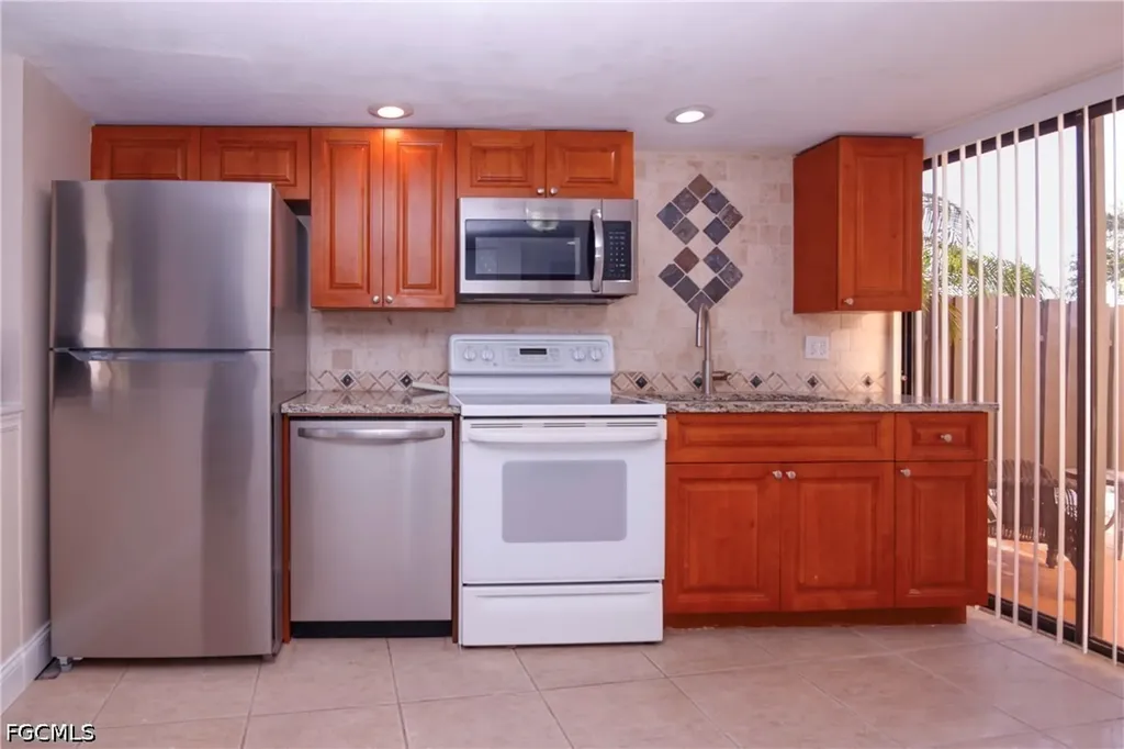 1168 Lake Mcgregor Drive Fort Myers FL 33919