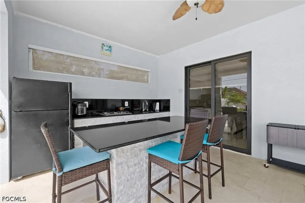 140 SE 16th Street Cape Coral FL 33990