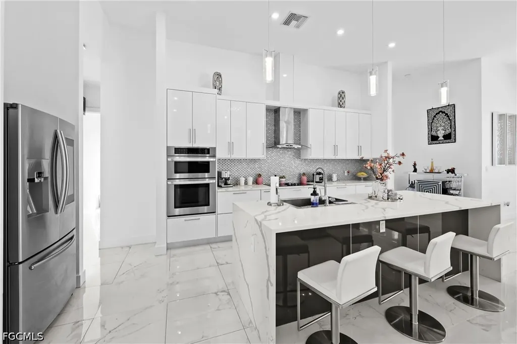 140 SE 16th Street Cape Coral FL 33990