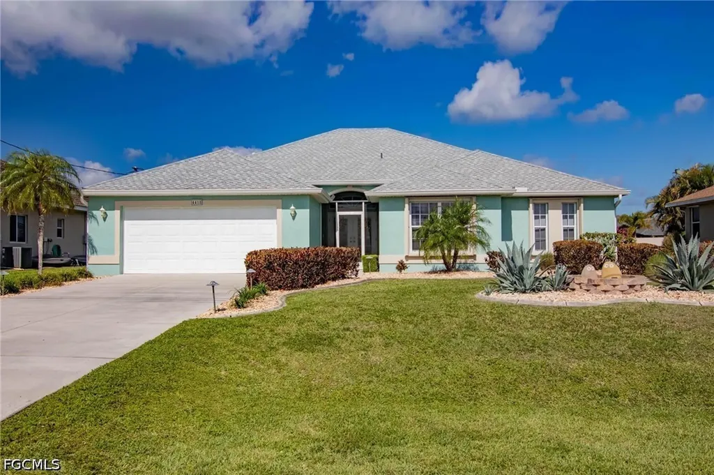 4418 SW 12th Place Cape Coral FL 33914