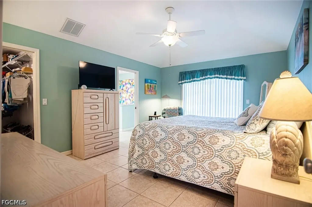 4418 SW 12th Place Cape Coral FL 33914