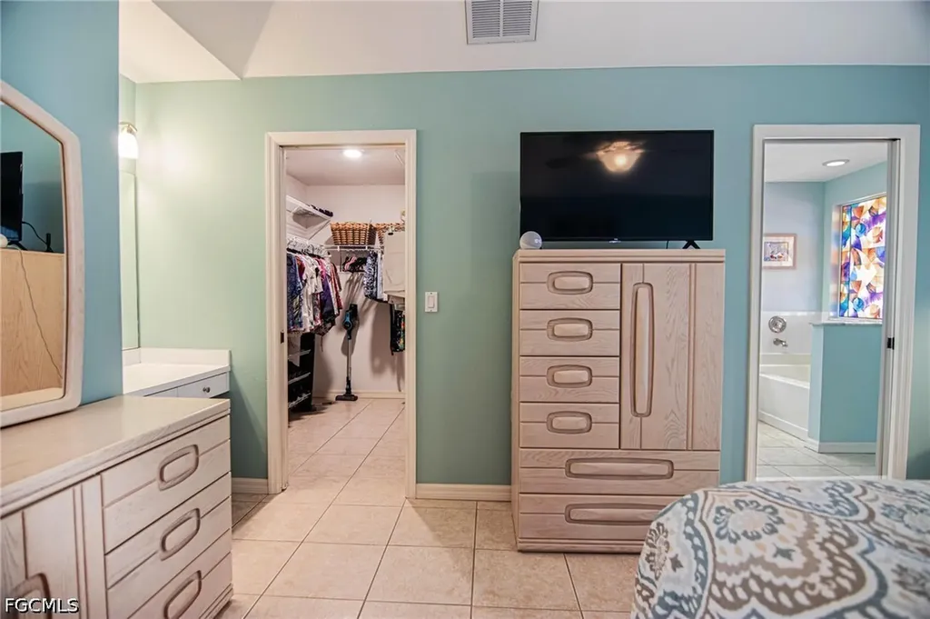 4418 SW 12th Place Cape Coral FL 33914