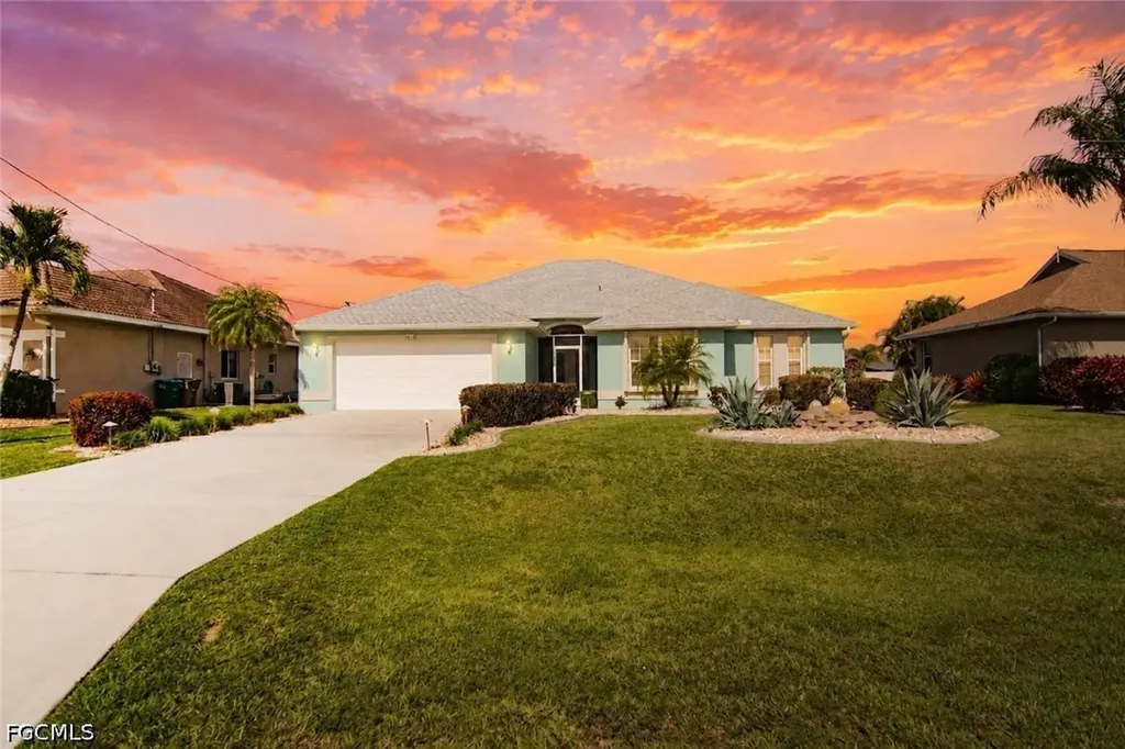 4418 SW 12th Place Cape Coral FL 33914