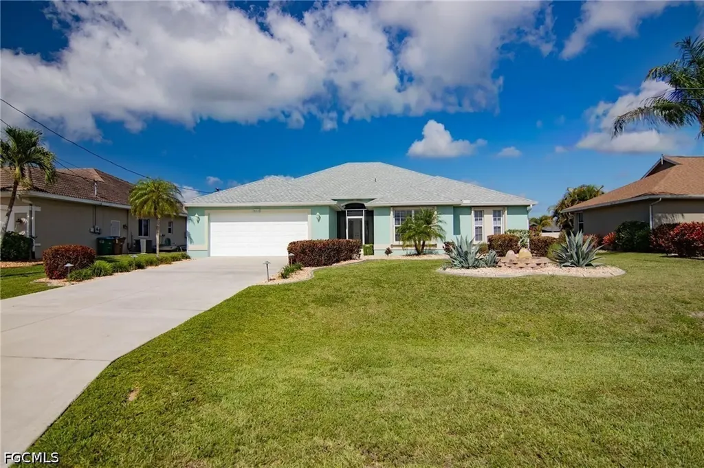 4418 SW 12th Place Cape Coral FL 33914