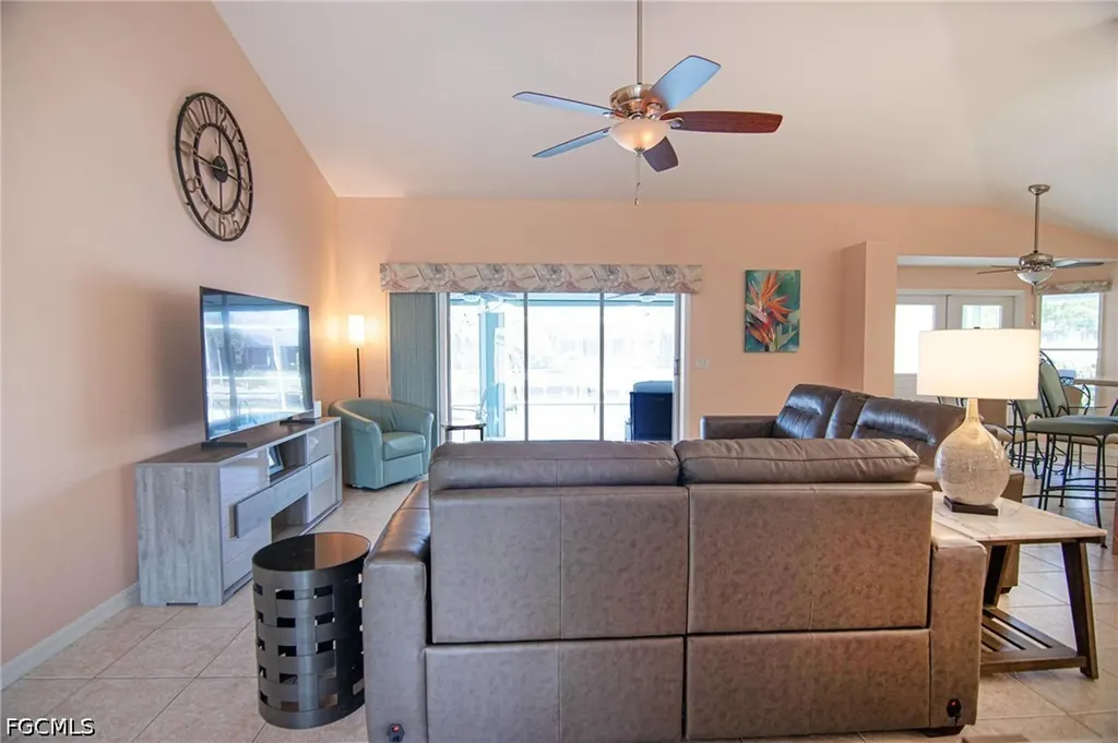 4418 SW 12th Place Cape Coral FL 33914
