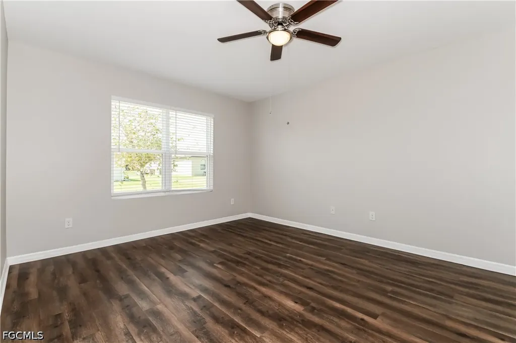 630 SW 23rd Street Cape Coral FL 33991