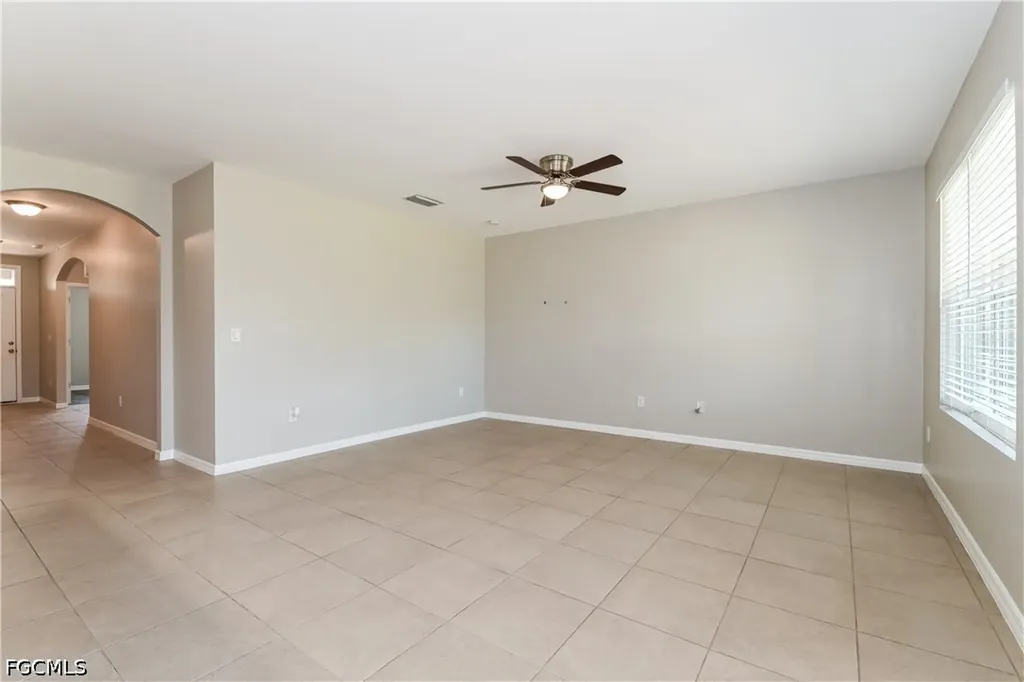 630 SW 23rd Street Cape Coral FL 33991