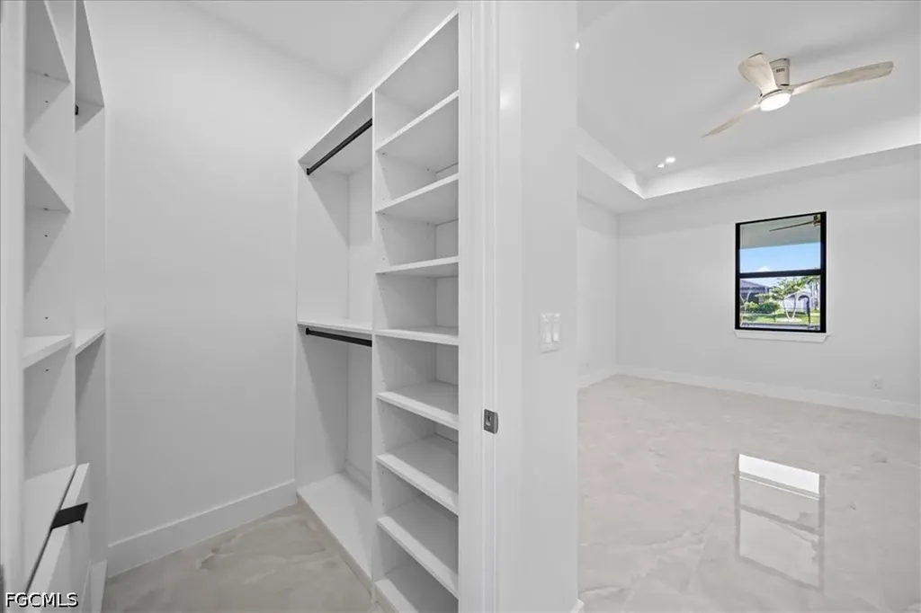 608 SW 20th Terrace Cape Coral FL 33991