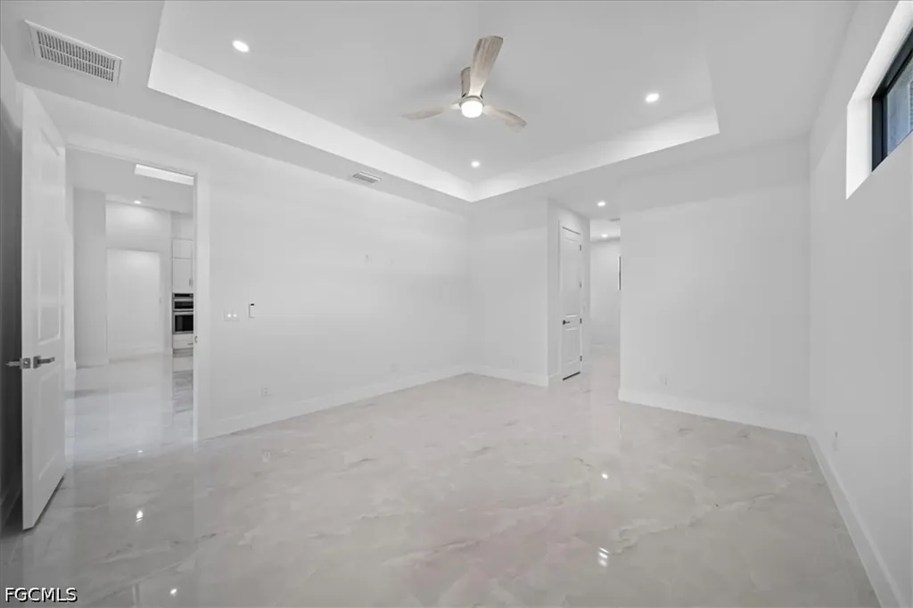 608 SW 20th Terrace Cape Coral FL 33991