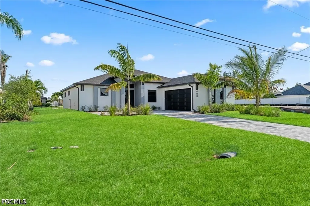 608 SW 20th Terrace Cape Coral FL 33991