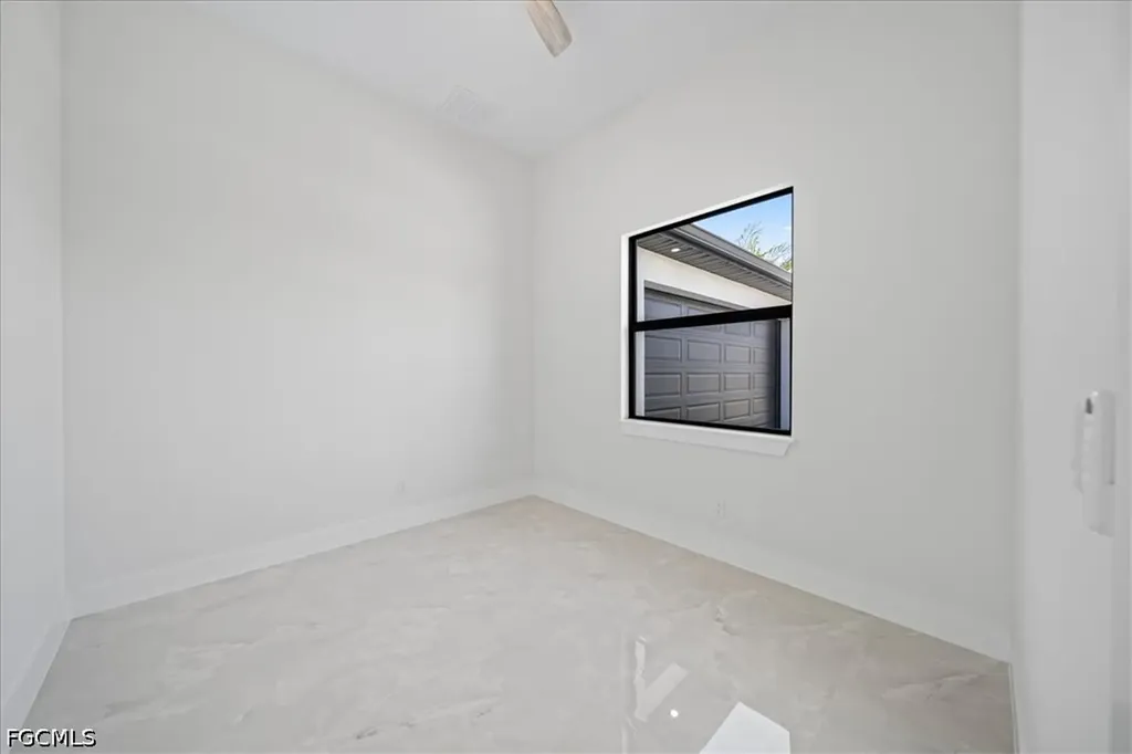 608 SW 20th Terrace Cape Coral FL 33991