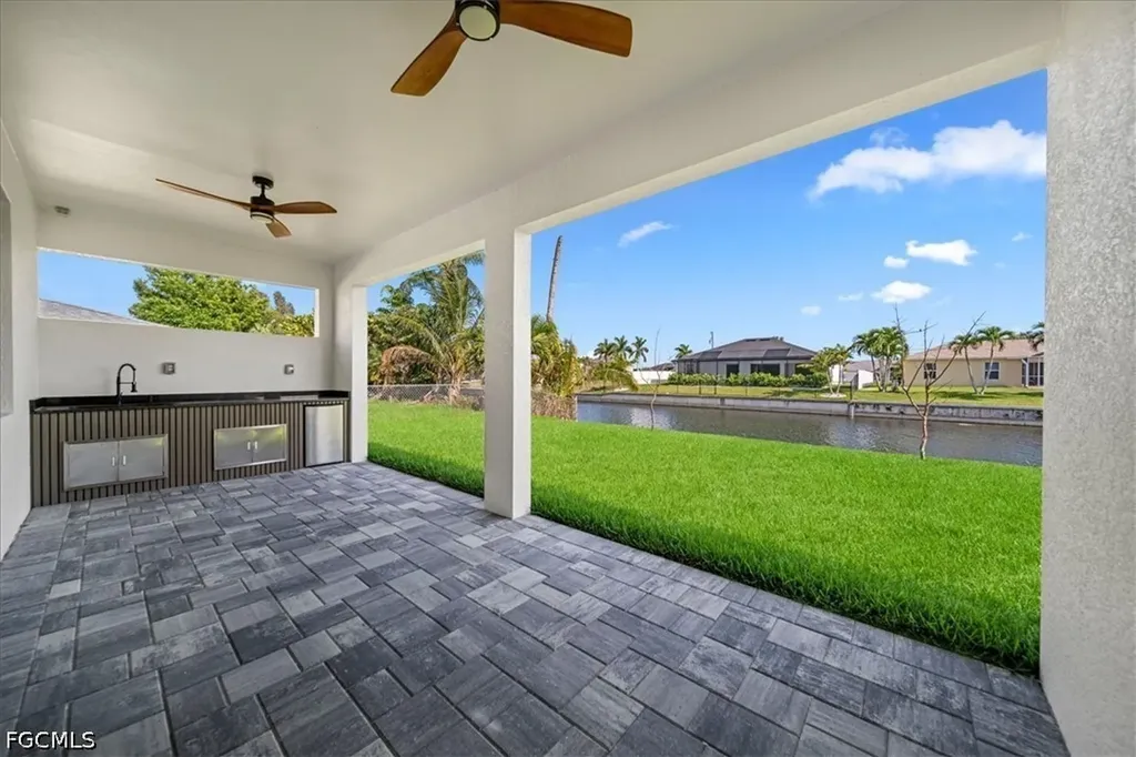 608 SW 20th Terrace Cape Coral FL 33991