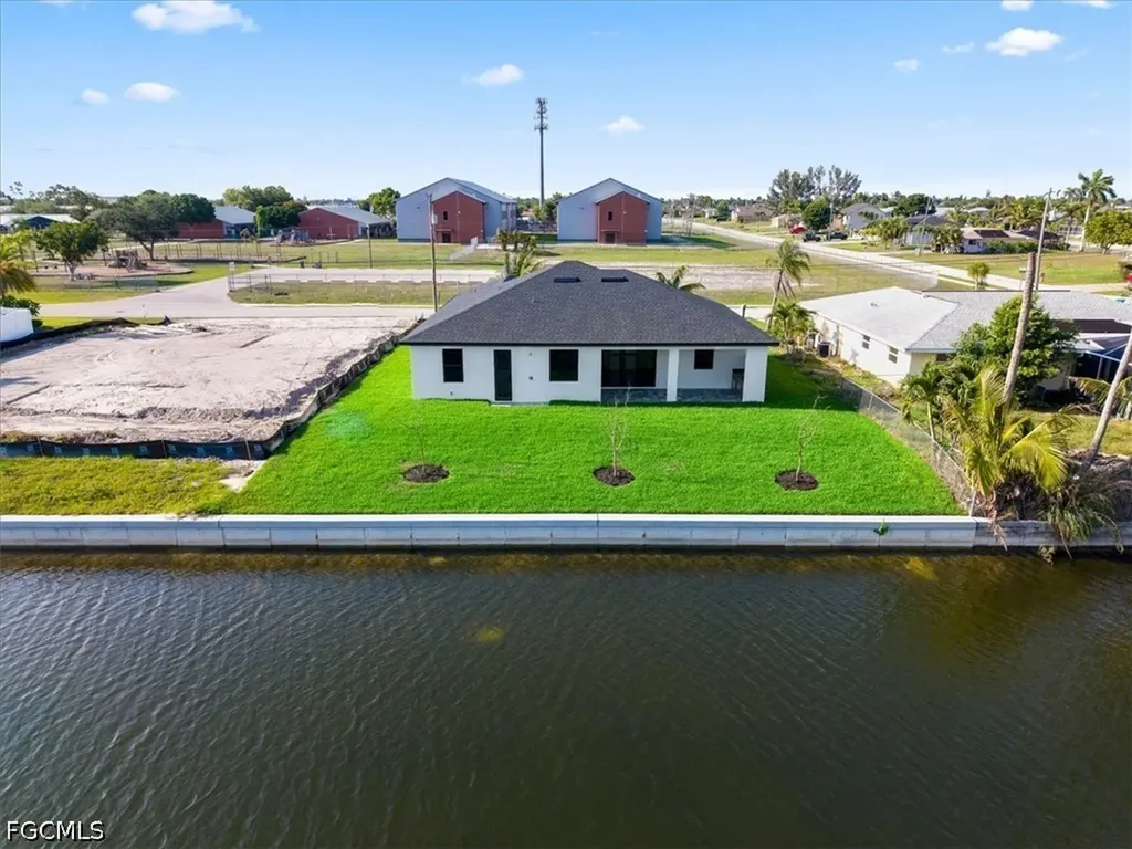608 SW 20th Terrace Cape Coral FL 33991