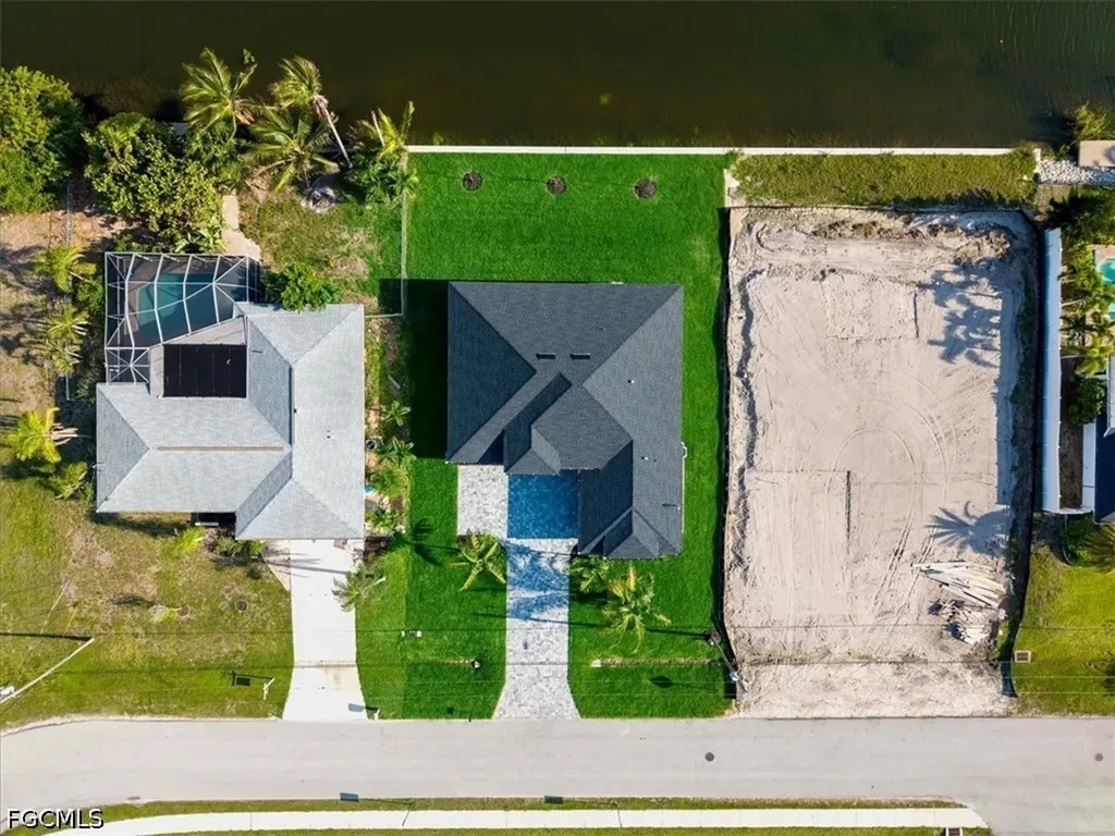 608 SW 20th Terrace Cape Coral FL 33991
