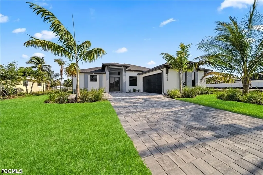 608 SW 20th Terrace Cape Coral FL 33991