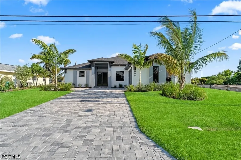 608 SW 20th Terrace Cape Coral FL 33991
