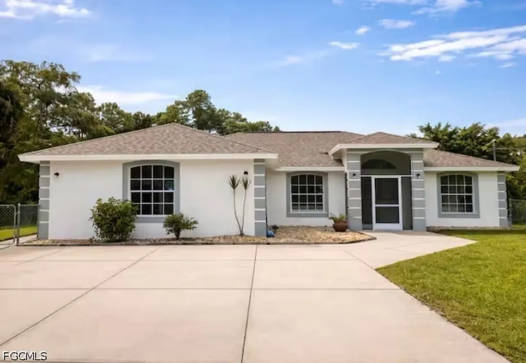3440 15th Avenue SW Naples FL 34117