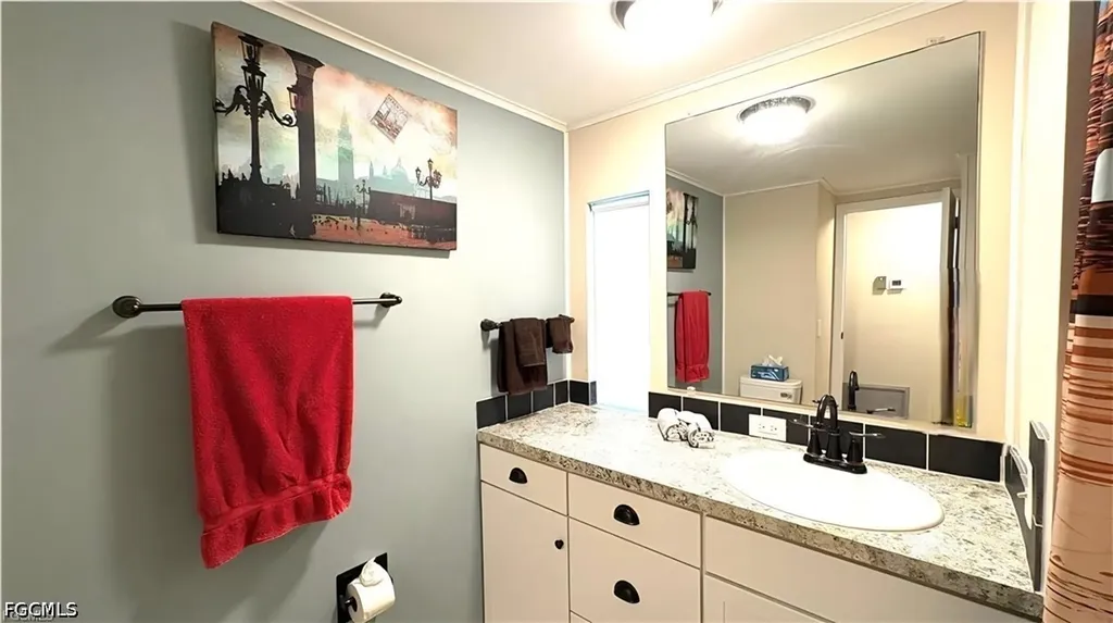 748 Park Avenue North Fort Myers FL 33917