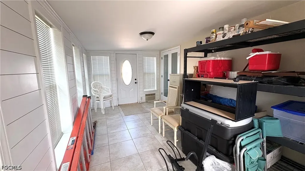 748 Park Avenue North Fort Myers FL 33917