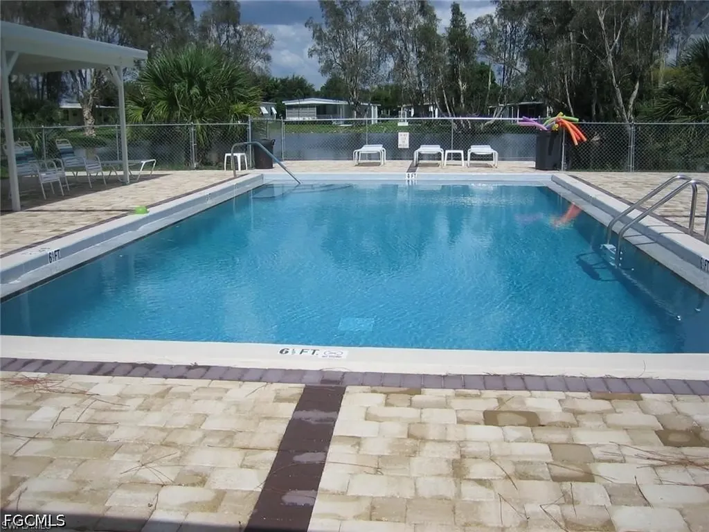 748 Park Avenue North Fort Myers FL 33917