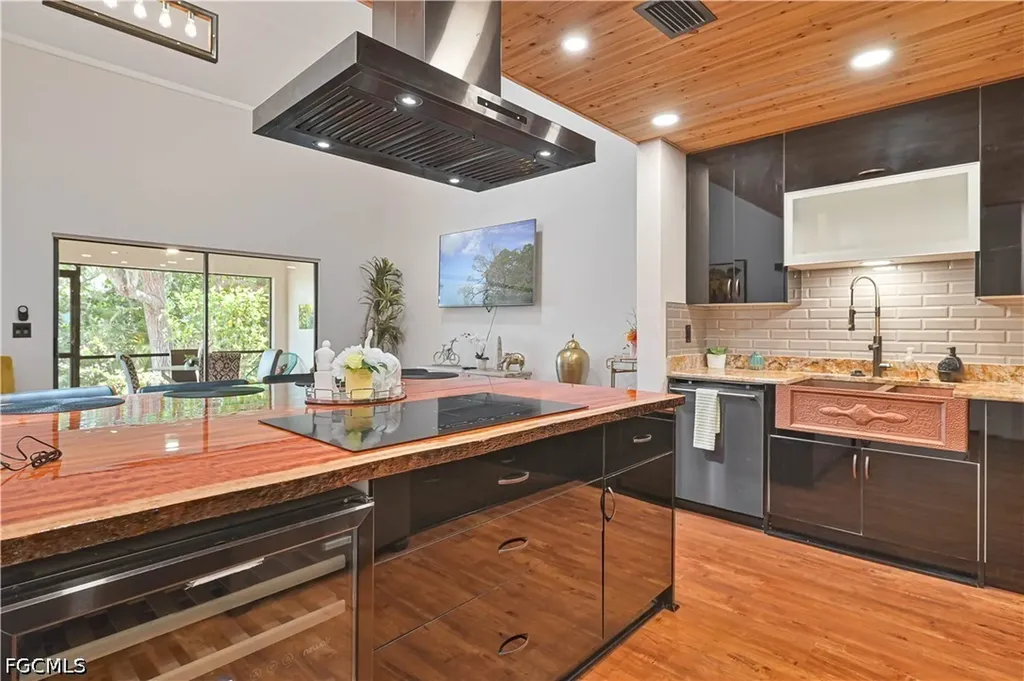 15080 Riverbend Boulevard North Fort Myers FL 33917