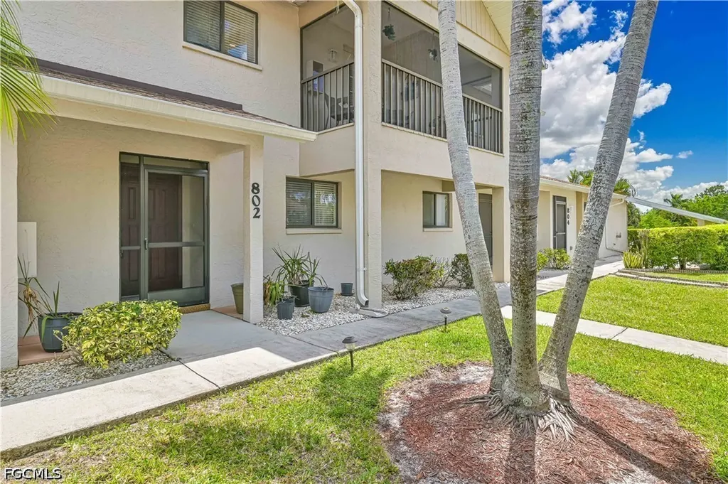 15080 Riverbend Boulevard North Fort Myers FL 33917