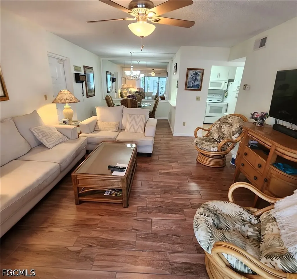 9970 Sailview Court Fort Myers FL 33905