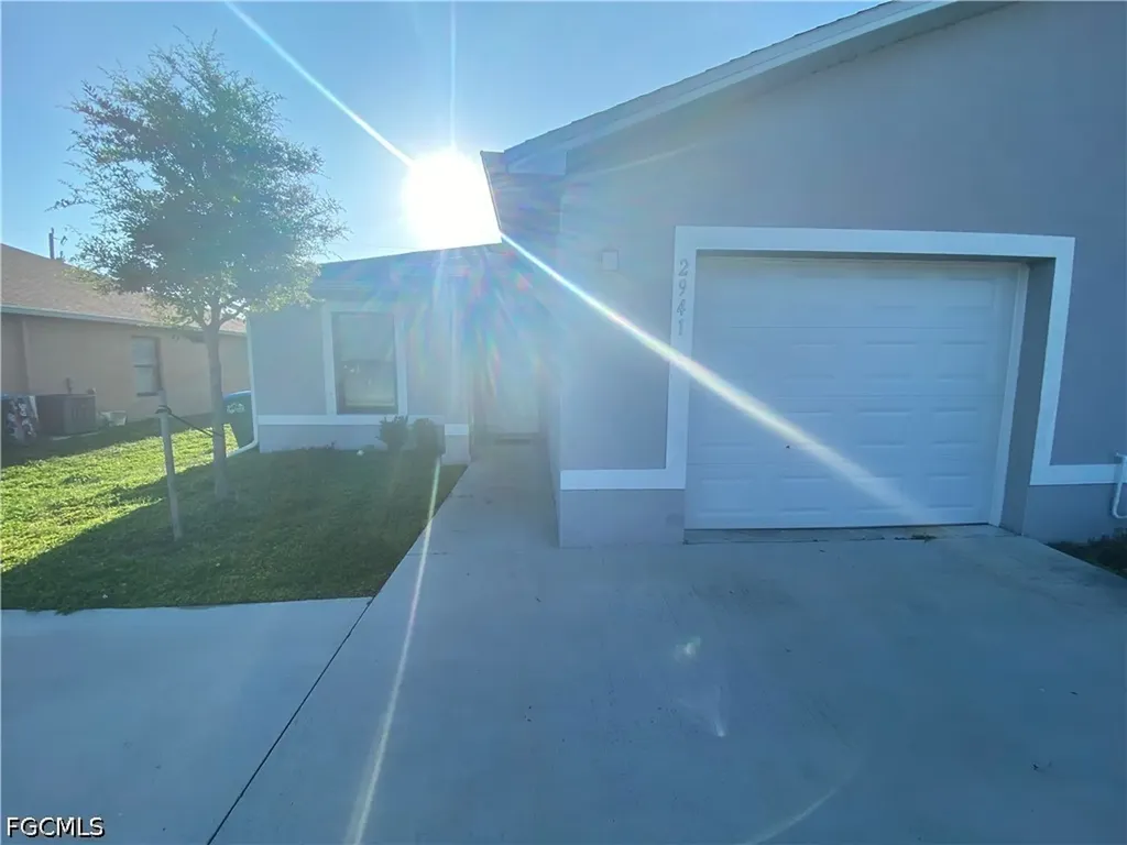 2943 Skyline Boulevard Cape Coral FL 33914