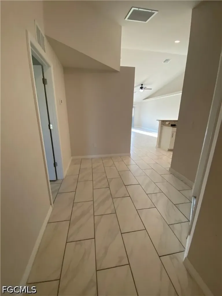 2943 Skyline Boulevard Cape Coral FL 33914