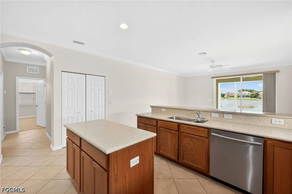 8369 Sumner Avenue Fort Myers FL 33908