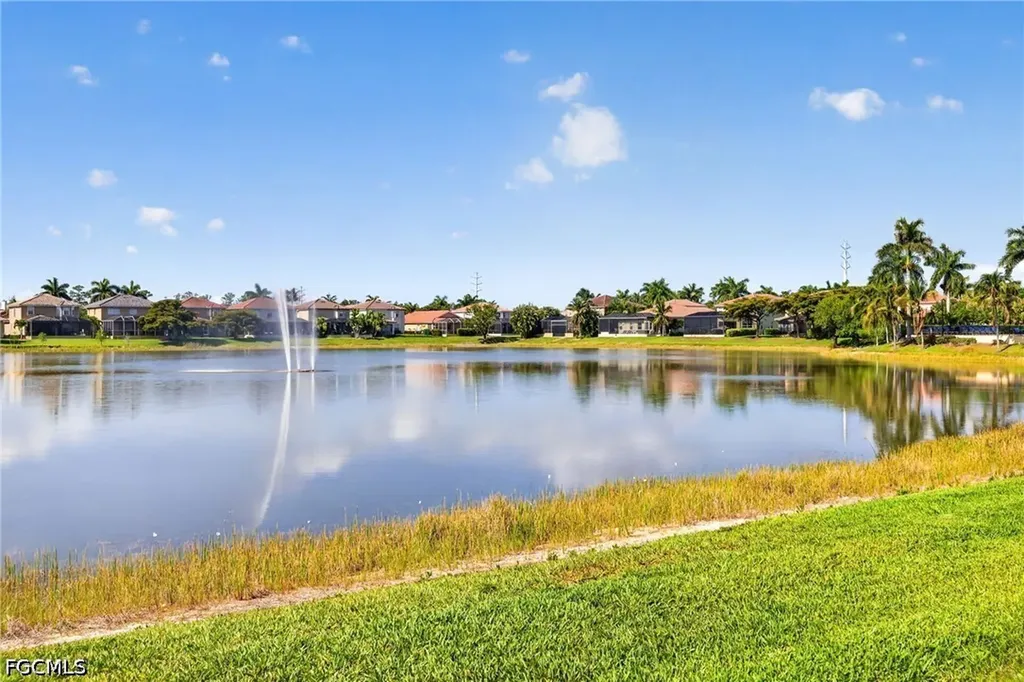 8369 Sumner Avenue Fort Myers FL 33908