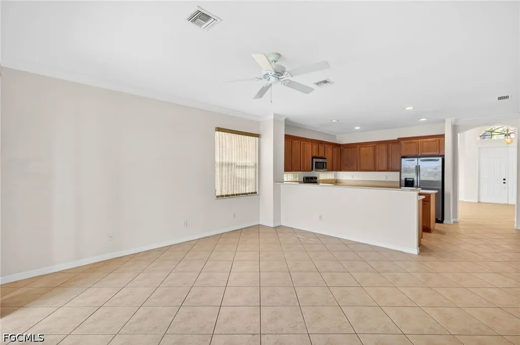 8369 Sumner Avenue Fort Myers FL 33908