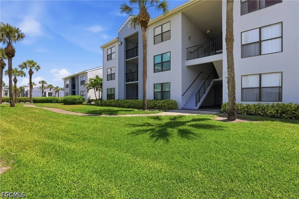 13605 Eagle Ridge Drive Fort Myers FL 33912