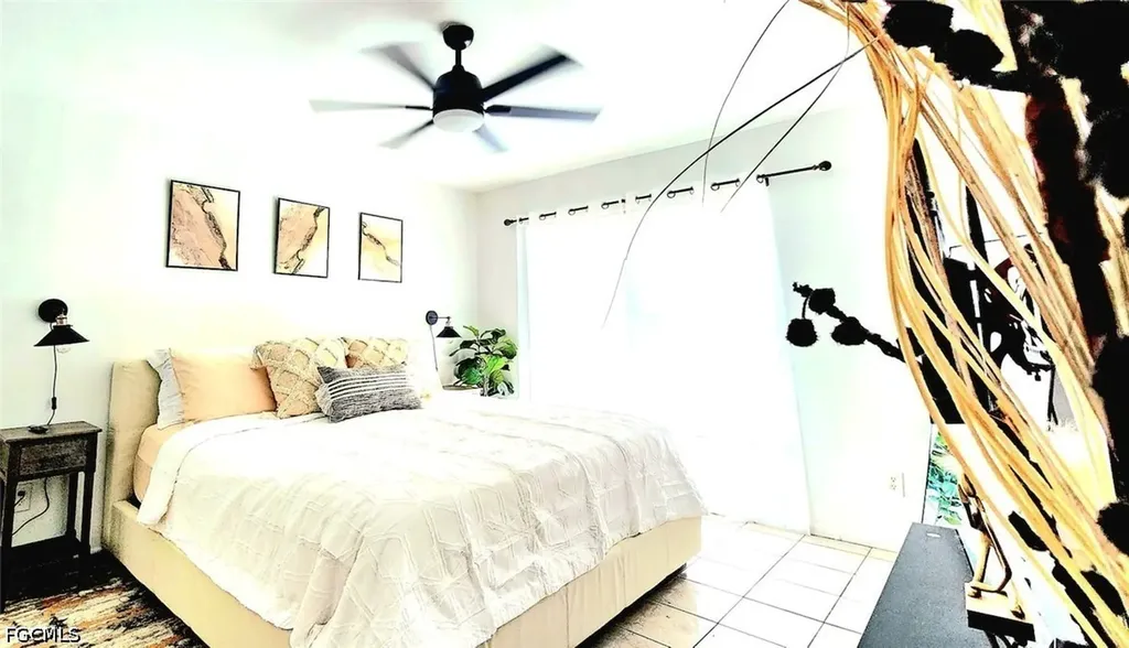 319 SE 24th Avenue Cape Coral FL 33990