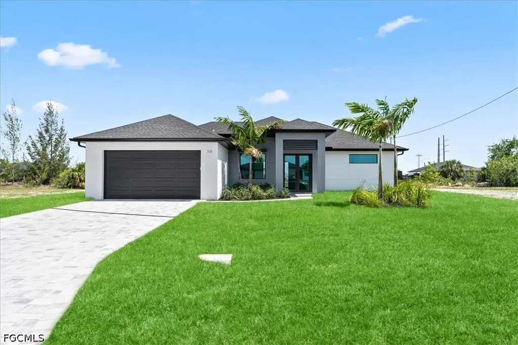 10 NE 9th Street Cape Coral FL 33909