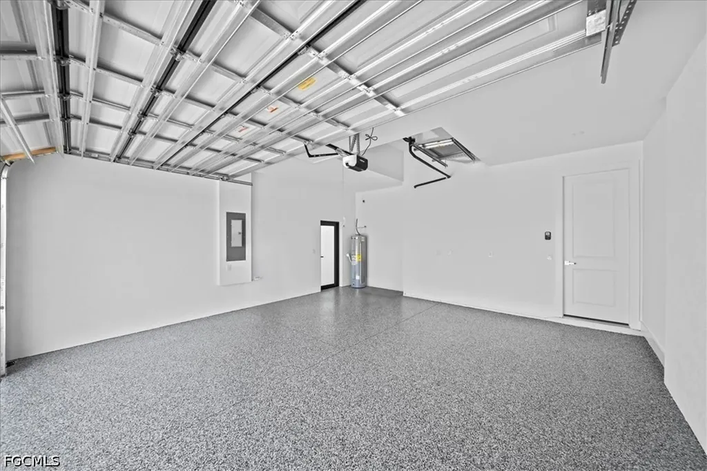 10 NE 9th Street Cape Coral FL 33909