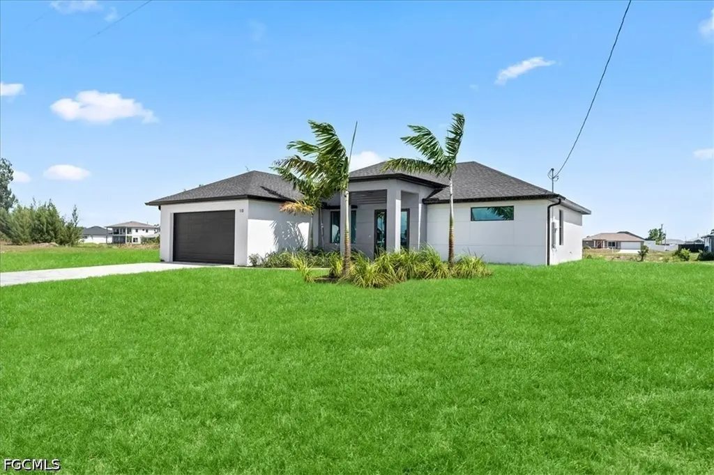 10 NE 9th Street Cape Coral FL 33909