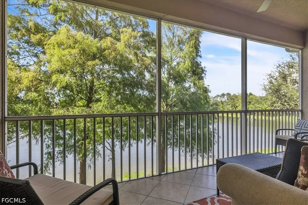 6050 Jonathans Bay Circle Fort Myers FL 33908