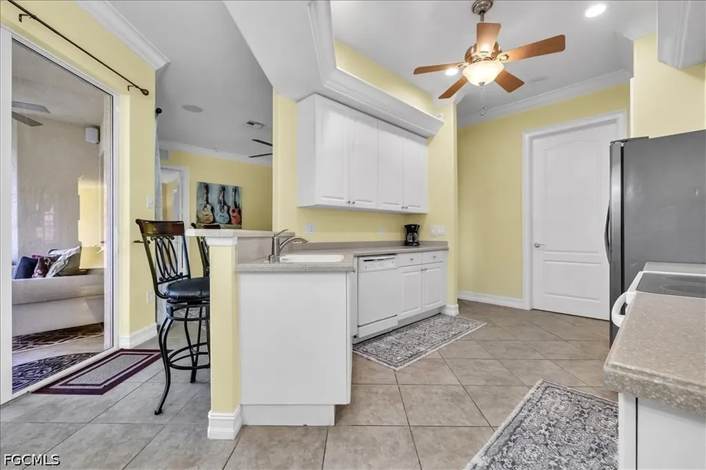 6050 Jonathans Bay Circle Fort Myers FL 33908