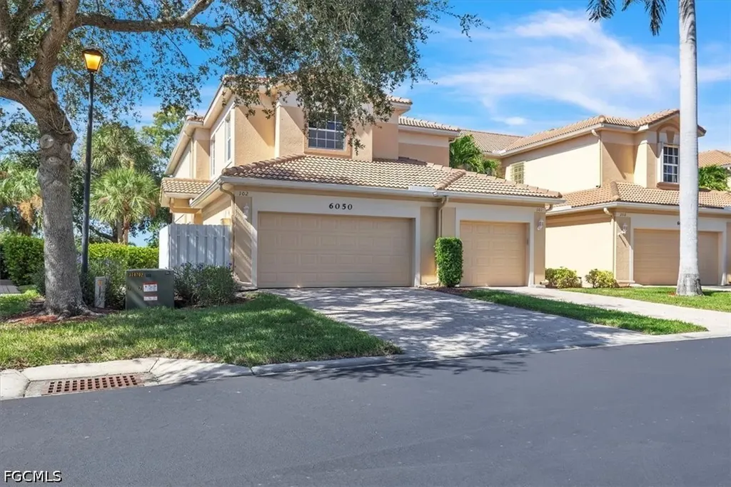 6050 Jonathans Bay Circle Fort Myers FL 33908
